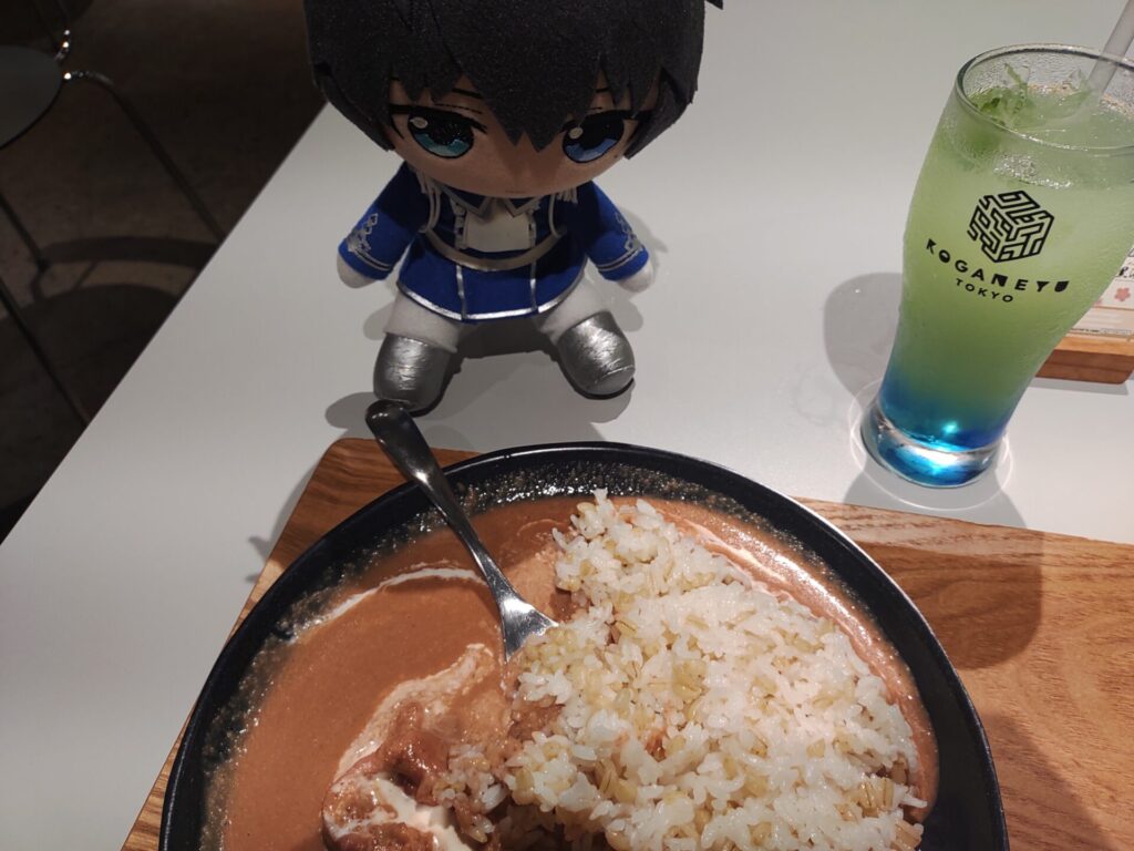 コガネキッチン ピンクカレー ぬい撮り